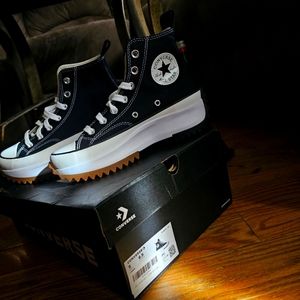 Converse Women's Run Star Hike Sneakers